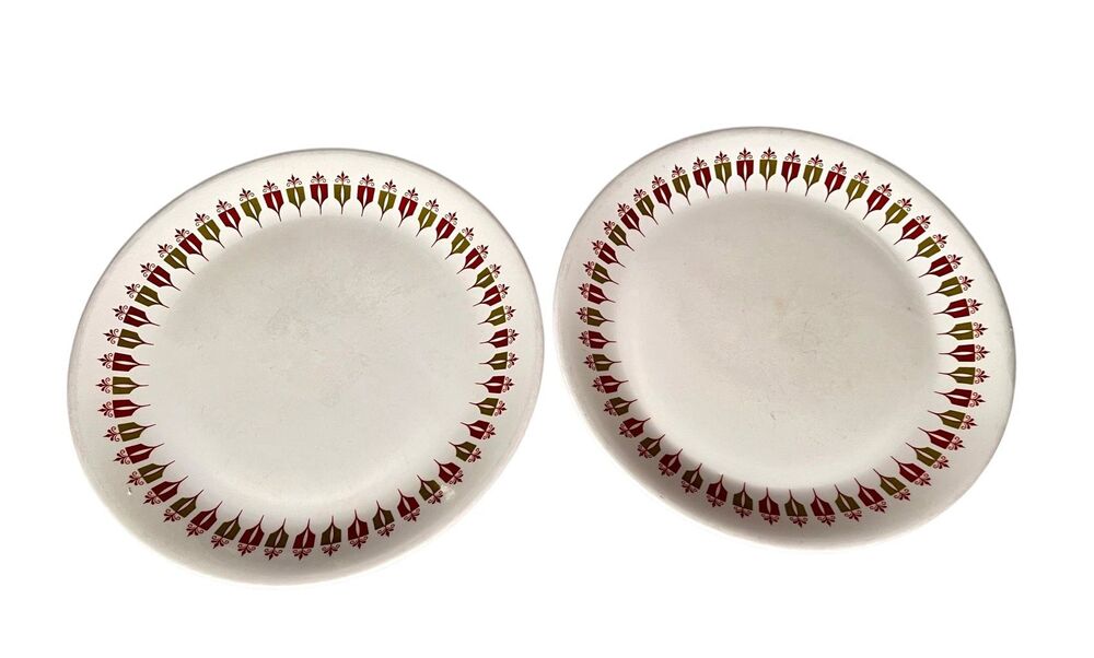 Syracuse China Syralite -SY917-Red & Green Shields- Dinner Plates-Set of 2